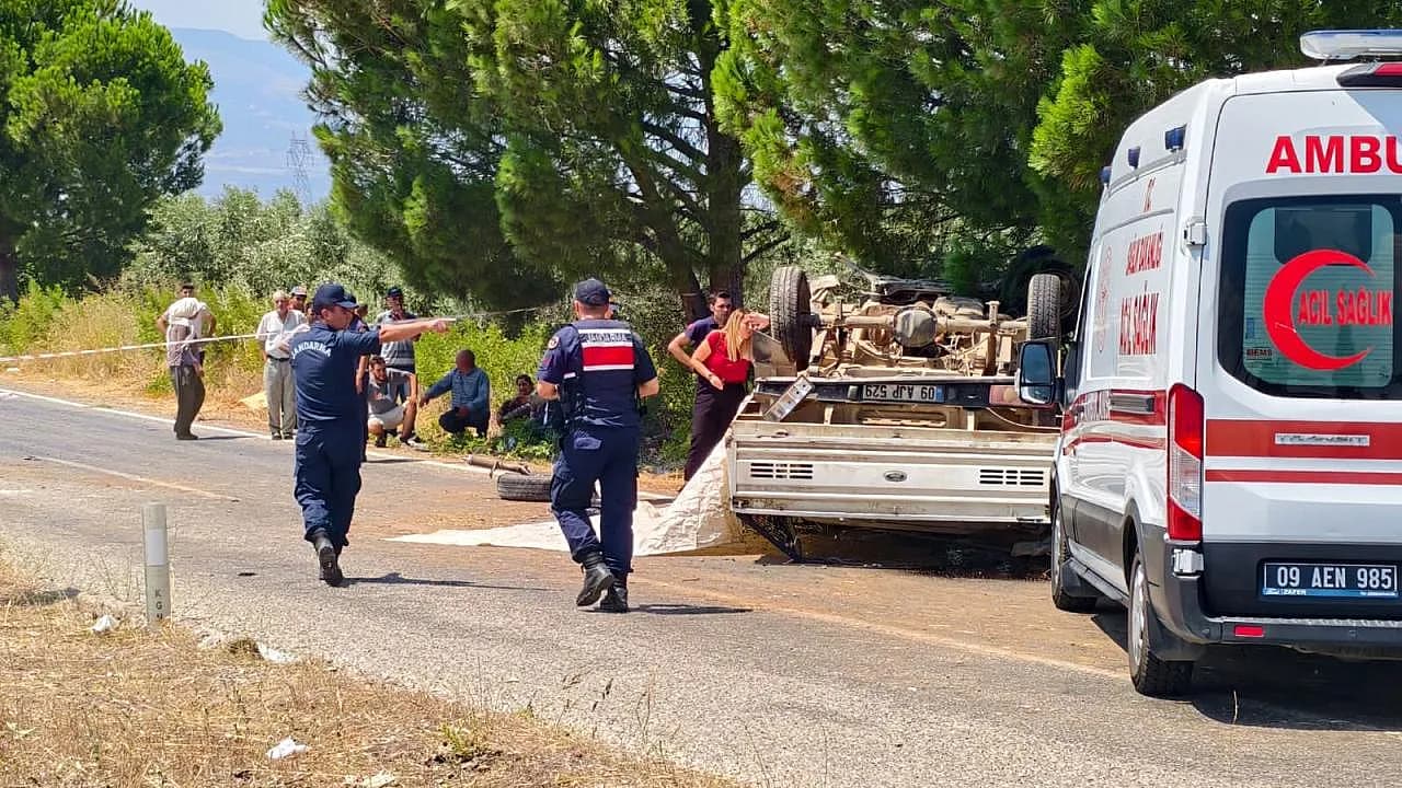 Karacasu-Geyre Yolu Kan Gölü: Kontrolden Çıkan Araç Dehşet Saçtı