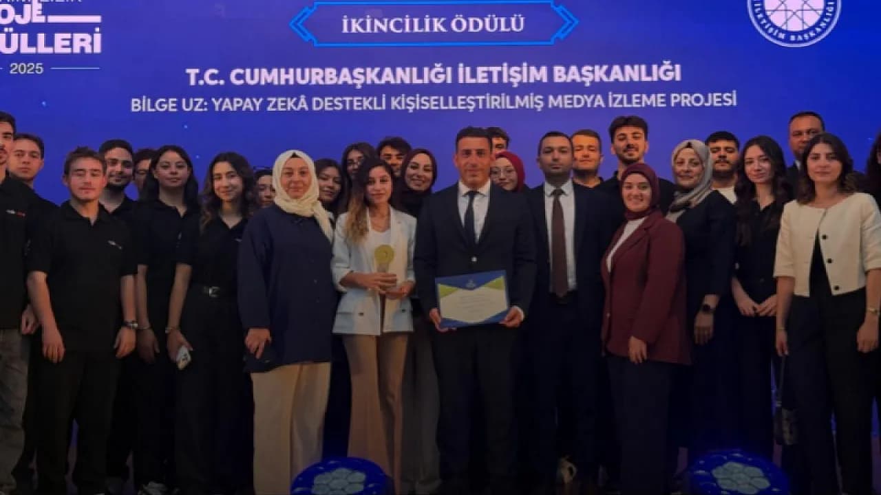Yapay Zeka Destekli Sistem Jüriden Tam Not Aldı! Türkiye Genelinde Dereceye Girdi